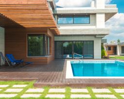 Cómo preparar tu vivienda para el verano: reformas y mejoras inteligentes para 2025